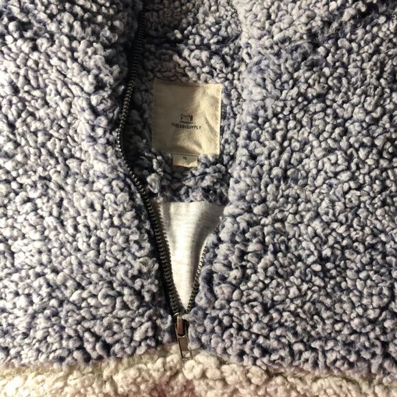 Thread & Supply Small Sherpa - Picture 4 of 4